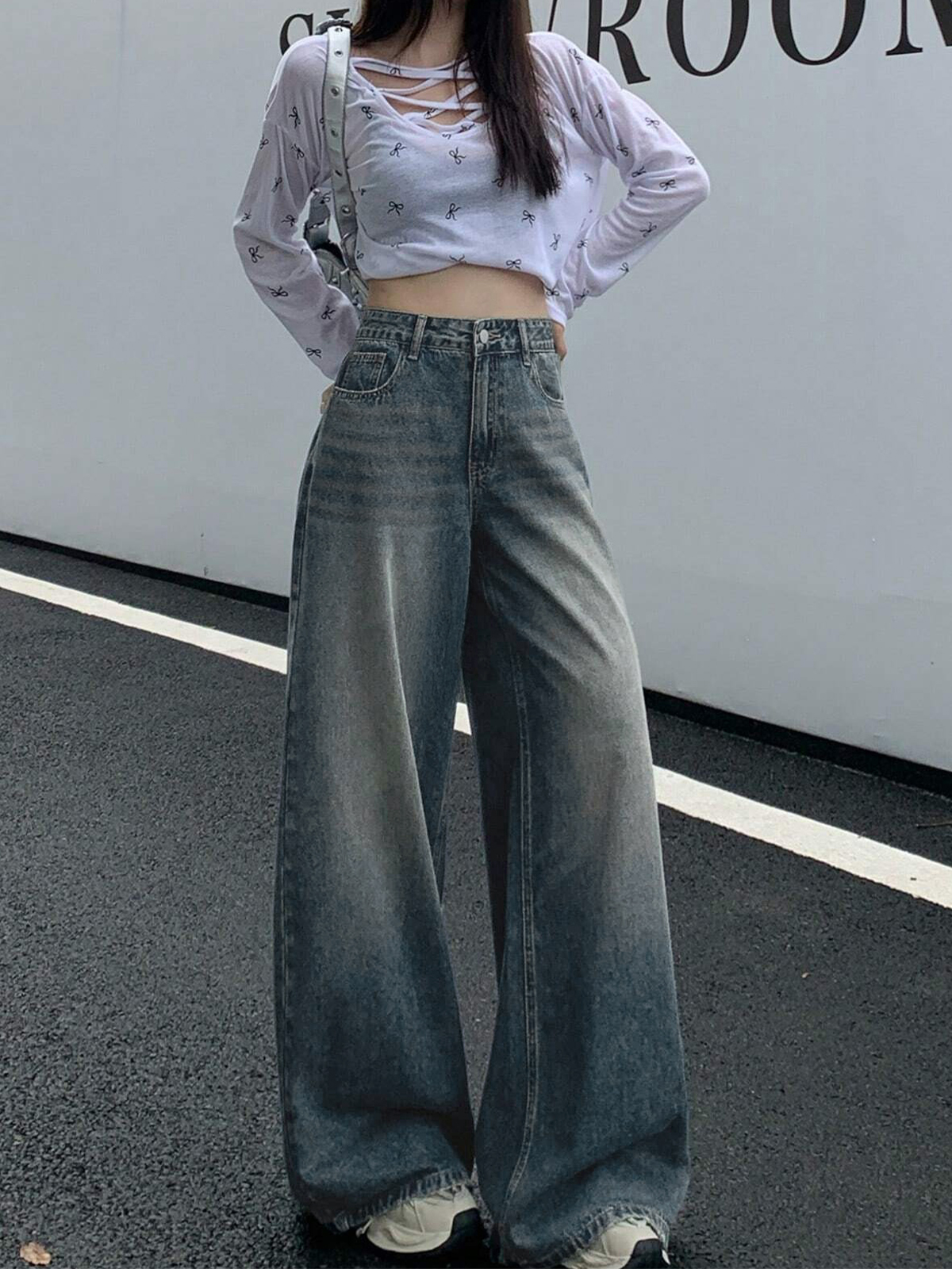 Superwide leg